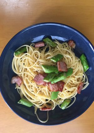 アスパラガスとベーコンの柚子ソースパスタ-レシピのメイン写真