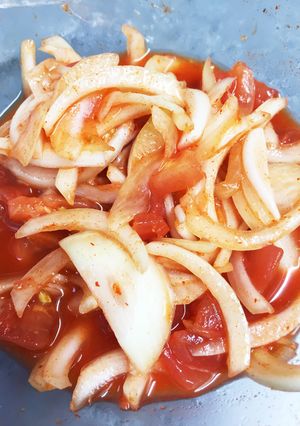 簡単 トマトと新玉チリサラダ-レシピのメイン写真