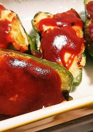 鶏ミンチで♪ヘルシーなピーマンの肉詰め-レシピのメイン写真