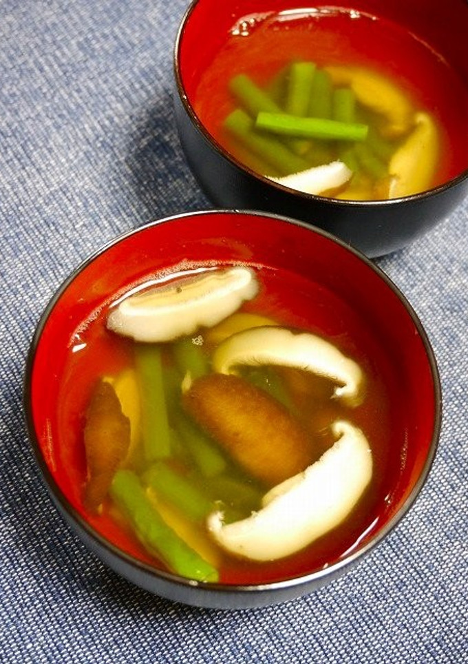 簡単！いんげんと椎茸のお吸い物-レシピのメイン写真