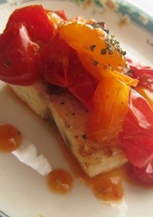 カジキマグロとミニトマトのソースがけ-レシピのメイン写真