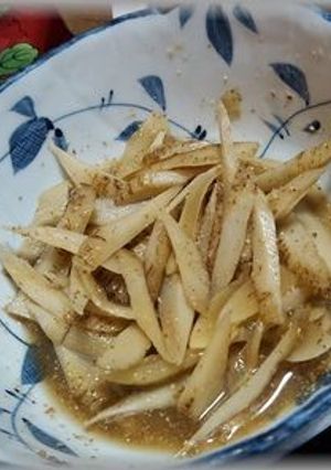 玉ねぎの甘酢漬けのごぼう和え-レシピのメイン写真
