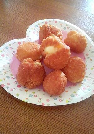 ホットケーキミックスでチーズ入りドーナツ-レシピのメイン写真