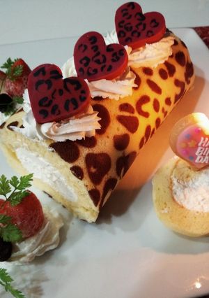 シリコンシートで作るヒョウ柄ロールケーキ-レシピのメイン写真