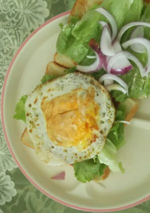 主婦の友。食パンバーガー-レシピのメイン写真