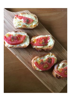トマトチーズパン☆簡単で満足☆-レシピのメイン写真