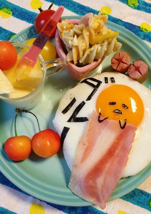 簡単☆ぐでたま〜なベーコンエッグマフィン-レシピのメイン写真