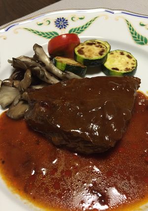 今日はご馳走♪ 牛肉のデミグラスソース煮-レシピのメイン写真