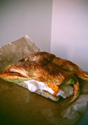 ピッツァ生地のパニーニ-レシピのメイン写真