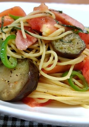 パスタ少なめ☆野菜をタップリ食べるランチ-レシピのメイン写真