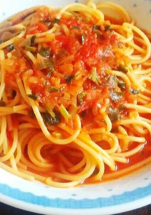 簡単！トマトとバジルのパスタ-レシピのメイン写真