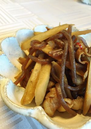カロリー控えめ♡ごぼうとこんにゃくの煮物-レシピのメイン写真