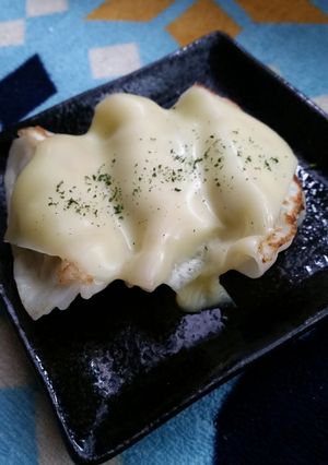 簡単ランチにチーズ餃子-レシピのメイン写真