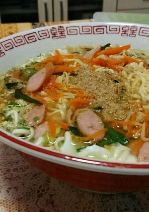 具をのせて栄養プラス！塩ラーメン-レシピのメイン写真