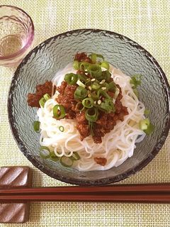 日本酒との相性◎白だしそうめん肉みそのせ-レシピのメイン写真