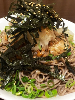 おろし納豆冷やし蕎麦 お酒の〆にも♡-レシピのメイン写真