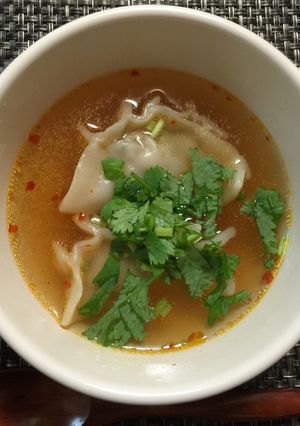 【餃子の王将】パクチーたっぷり餃子スープ-レシピのメイン写真