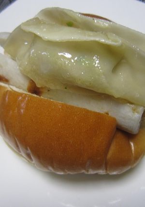 餃子入りちくわパン-レシピのメイン写真