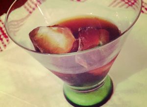 コーヒー豆を入れて放置！コーヒー焼酎-レシピのメイン写真