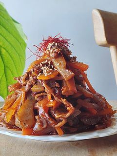 蒟蒻で節約☆牛肉のチャプチェ☆ダイエット-レシピのメイン写真