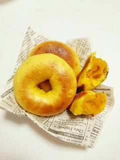 中にも外にも!かぼちゃベーグル-レシピのメイン写真