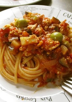 トマト缶で簡単♪夏野菜たっぷりパスタ-レシピのメイン写真