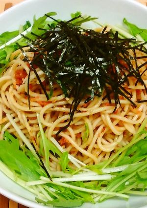 ドレッシングと２種のふりかけでパスタ-レシピのメイン写真