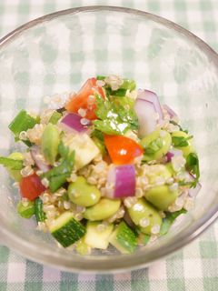 キヌアと旬野菜のサラダ-レシピのメイン写真