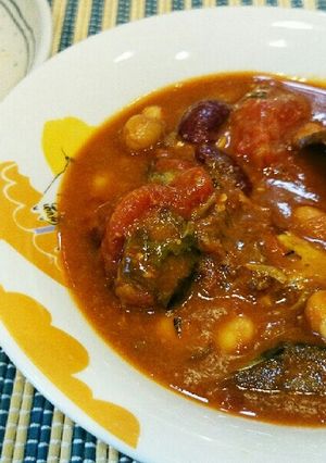 鯖の味噌煮缶と豆のトマト煮-レシピのメイン写真