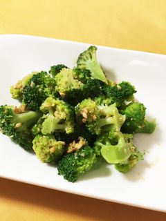 ブロッコリーの胡麻和え-レシピのメイン写真
