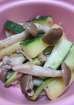 簡単！ズッキーニ★しめじ★ツナの炒め物-レシピのメイン写真