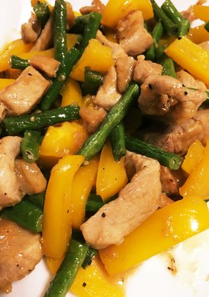 夏バテ知らず！豚ロースとインゲン炒め-レシピのメイン写真