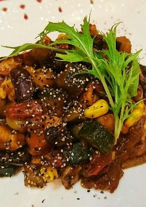 夏野菜と鶏ムネ肉のヘルシー♪トマトカレー-レシピのメイン写真