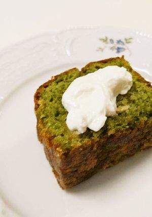 水切りヨーグルトをケーキのトッピングに-レシピのメイン写真