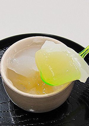 片栗粉で簡単おちょこ水まんじゅう-レシピのメイン写真