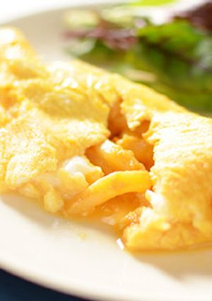 簡単贅沢 濃厚いかうに蟹味噌のオムレツ-レシピのメイン写真