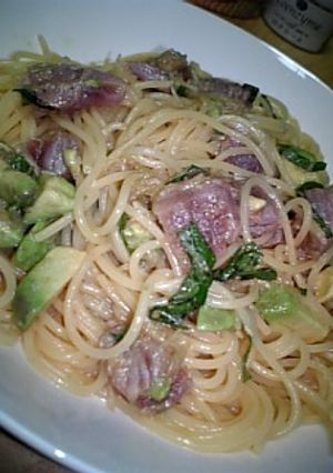 マグロとアボカドの冷製パスタ-レシピのメイン写真