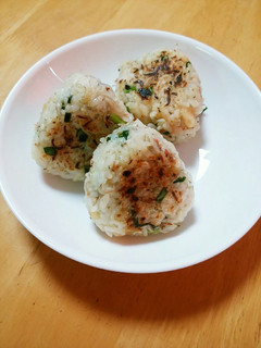 しらすたっぷり焼おにぎり-レシピのメイン写真