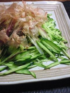 みょうがとキュウリのさっぱりサラダ-レシピのメイン写真
