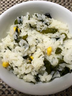超簡単!わかめとじゃこの炊き込みご飯-レシピのメイン写真