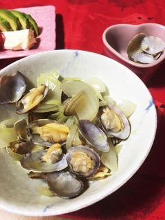 簡単だけど本格的なアサリのワイン蒸し-レシピのメイン写真