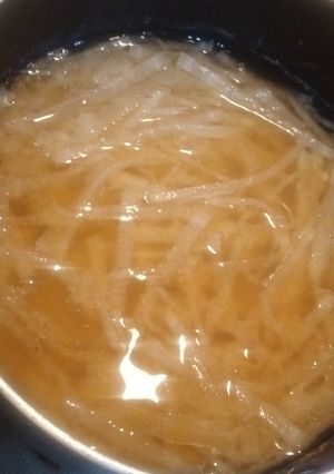 大根の味噌汁　細切り大根-レシピのメイン写真