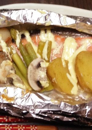 簡単!!鮭と帆立のホイル焼き☆*:.｡.-レシピのメイン写真
