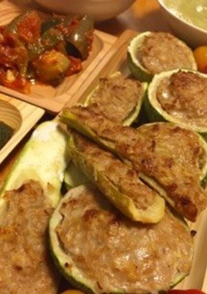 まん丸ズッキーニの肉詰め♪-レシピのメイン写真