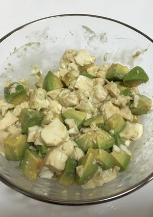 アボカドと豆腐のサラダ？？-レシピのメイン写真