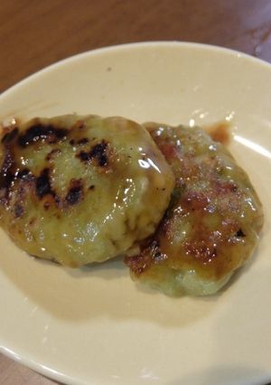 とろ~りあんの緑茶芋もち-レシピのメイン写真