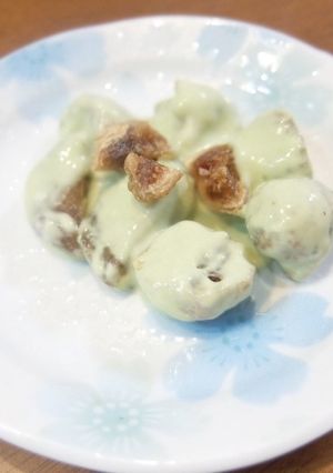 干しイチジクの緑茶クリームチーズ和え-レシピのメイン写真