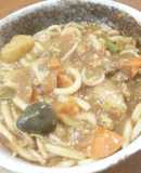 隠し味に粉末ほうじ茶！カレーうどん