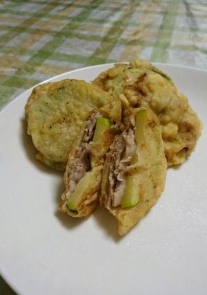 ズッキーニと豚肉の天ぷら♪-レシピのメイン写真