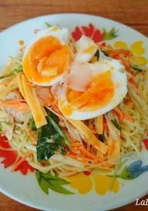 混ぜるだけ簡単♪サラダ風冷やしラーメン-レシピのメイン写真